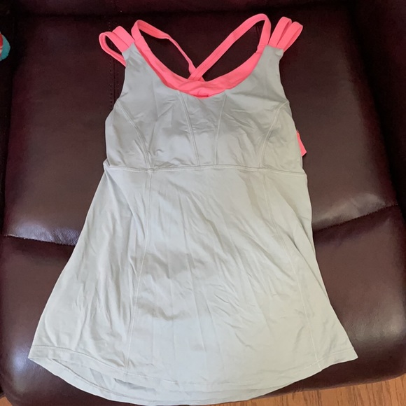 Lululemon size 4 bundle - Picture 6 of 7